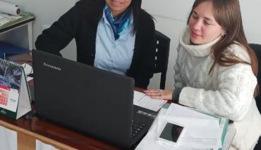 Compromiso con la salud y la formación: la Mutual beca a dos trabajadoras del Hospital de Pilar para una diplomatura