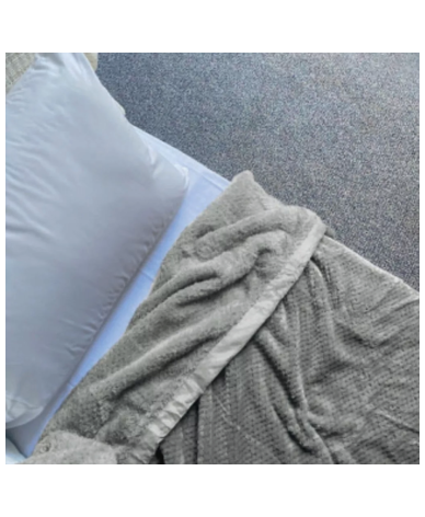 Frazada Sinfonia Sherpa Con Flanel 1 1-2 Plazas 160X240 - Proveeduria de la Mutual del Club Atletico Pilar